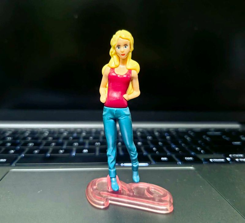 Kinder joy Barbie figurine with stand. 2014 editio