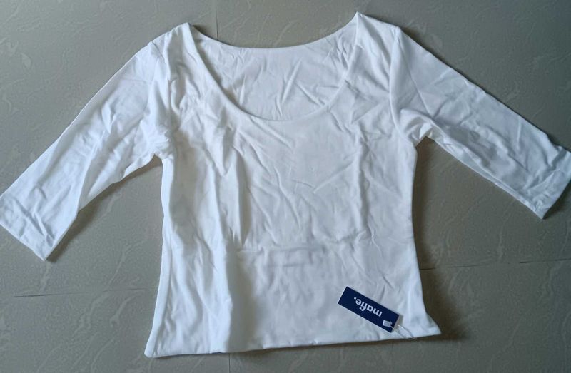 🇰🇷Fitted Basic tops White 3/4 Sleeve Top
