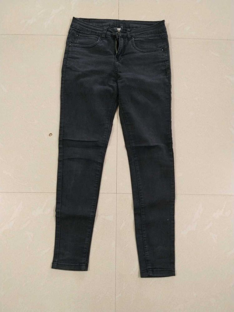 Black jeans skinny