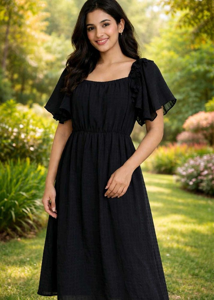 Chic Black Off-Shoulder Dress