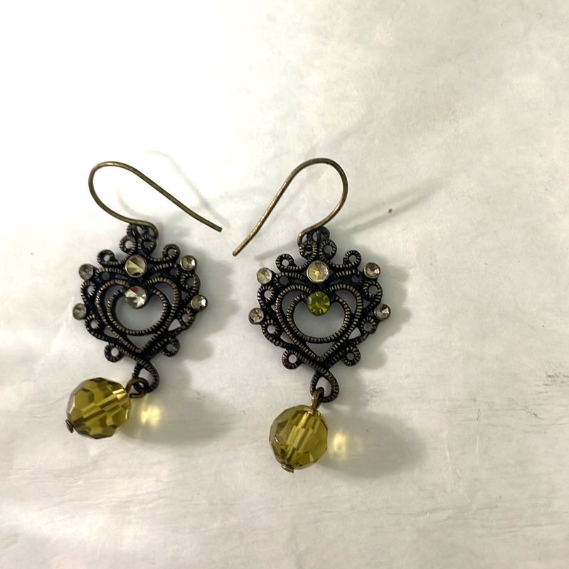 Topaz Drop Oxidised Earing