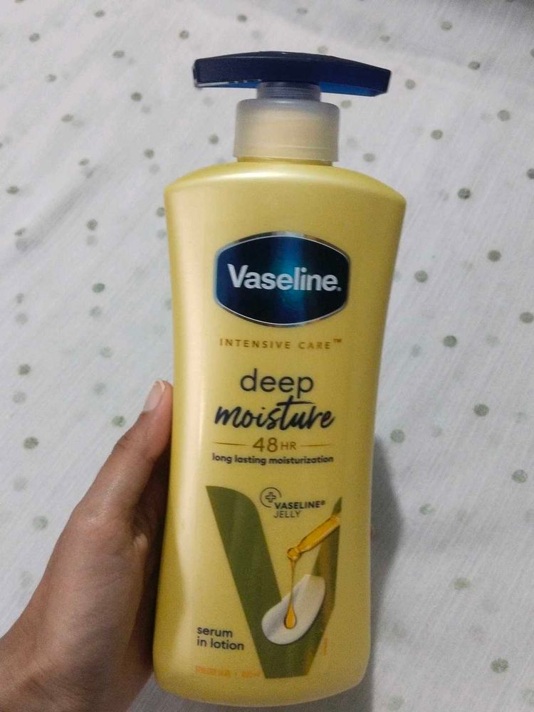 Vaseline Intensive Care Deep Moisture Lotion