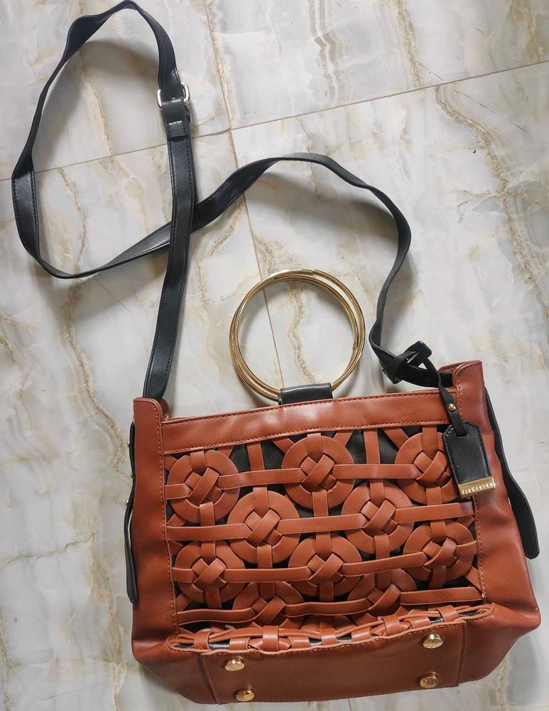 VanHeusen Chic Handbag