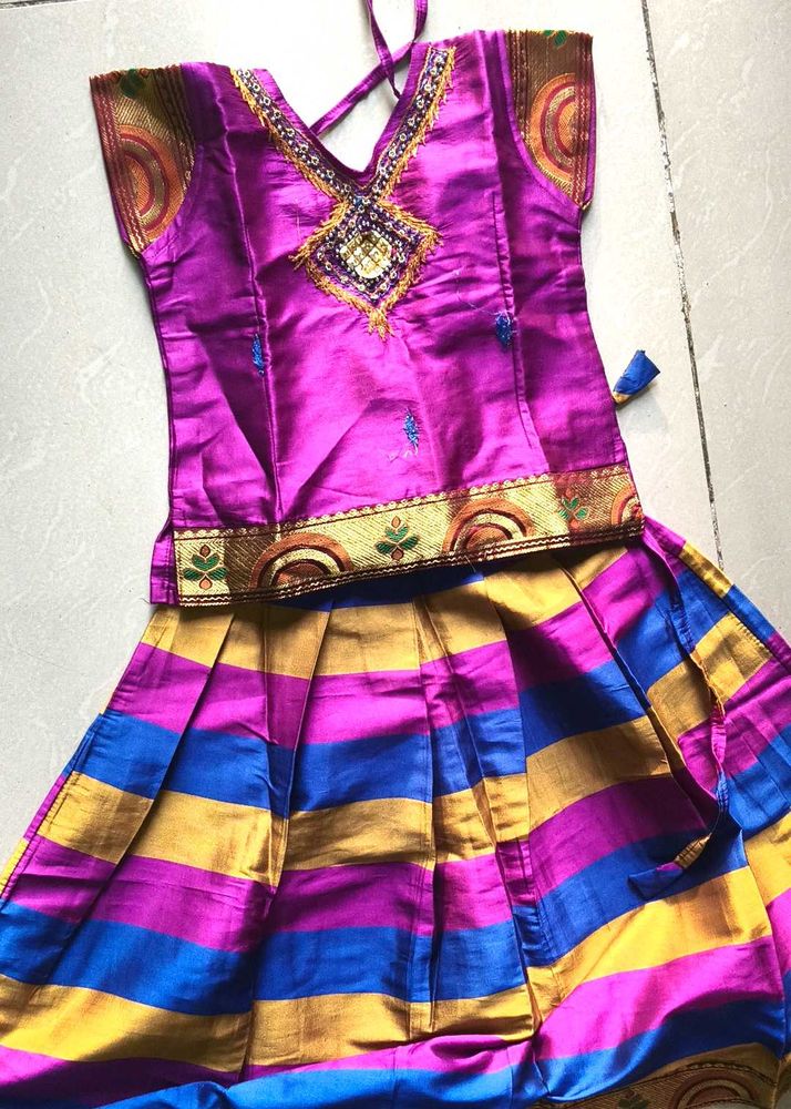 Kanchipuram Silk Pavadai Sattai