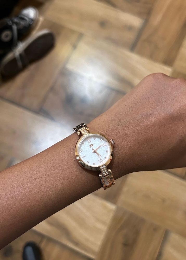 Vintagey Elegant Rose Gold Women's Watch