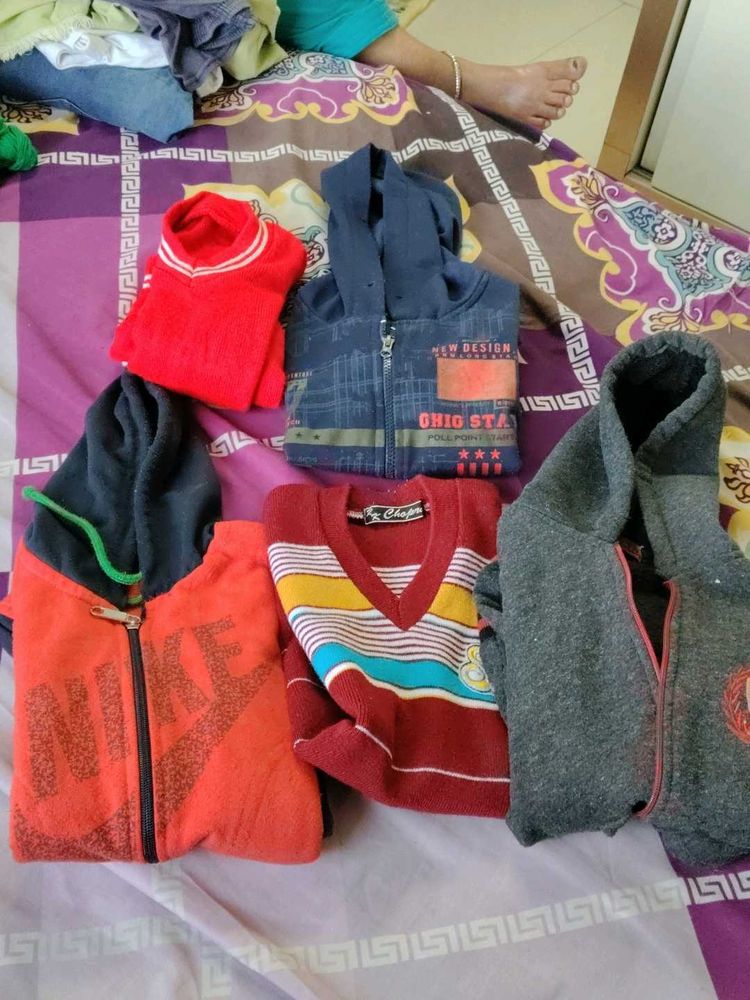 Boys Clothing Bundle - 100 per piece