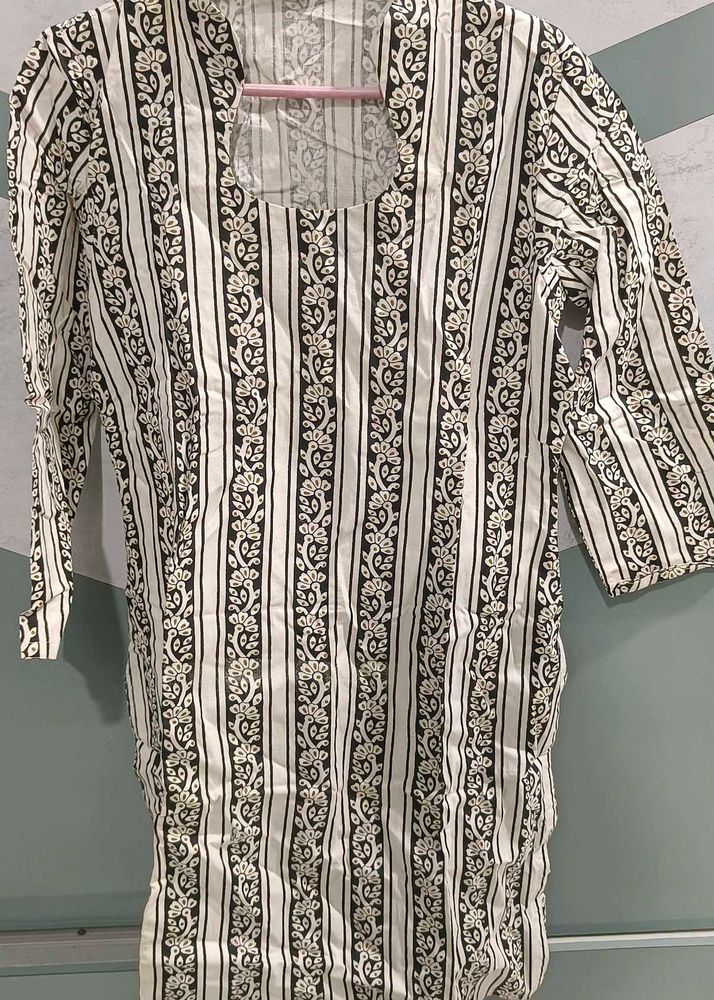 White Batik Printed Kurta