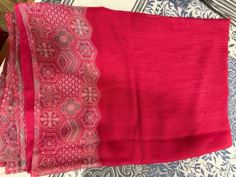 Beautiful Pink Embroidered Saree No Blouse