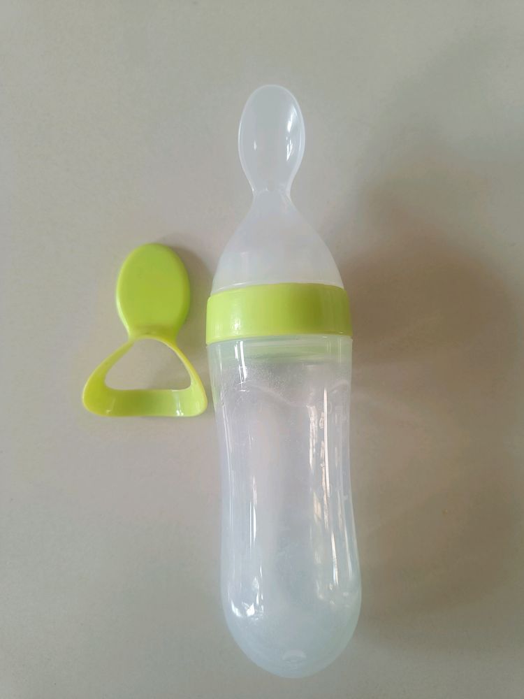 Baby Squeezy Feeding Silicon Bottle &amp; 2 Sipper