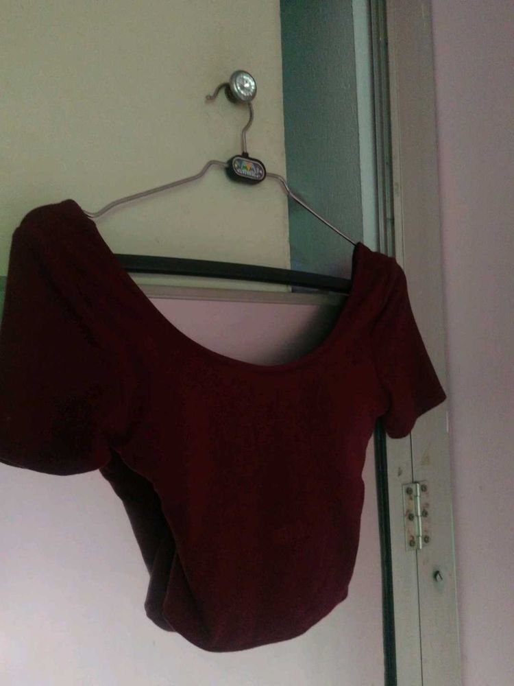 Maroon Scoop Neck Crop Top