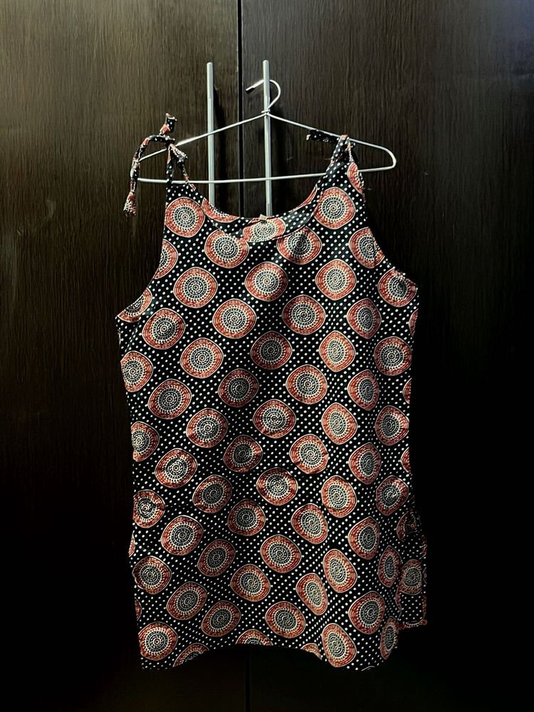 Sleeveless Printed Short Kurti