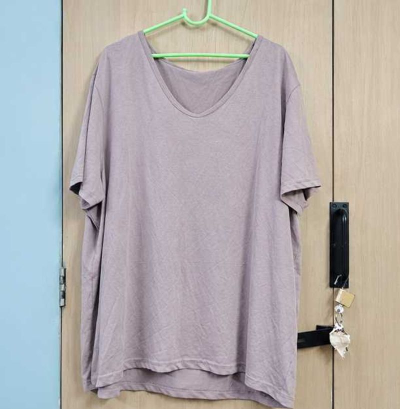 Comfortable V-Neck T-Shirt