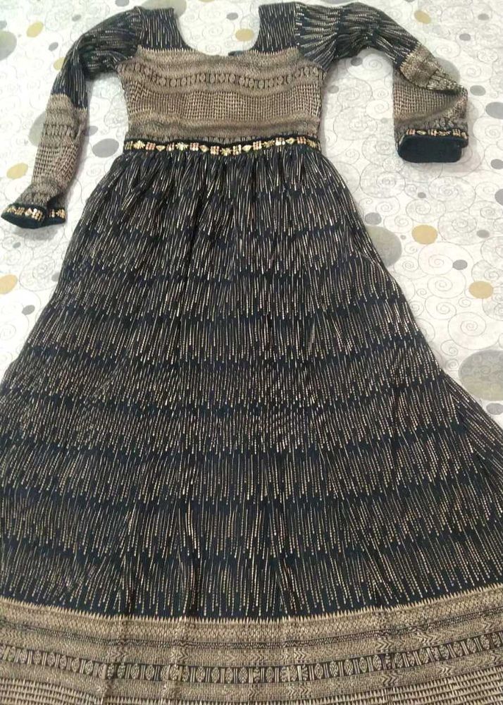 Elegant Black &amp; Gold Ethnic Gown