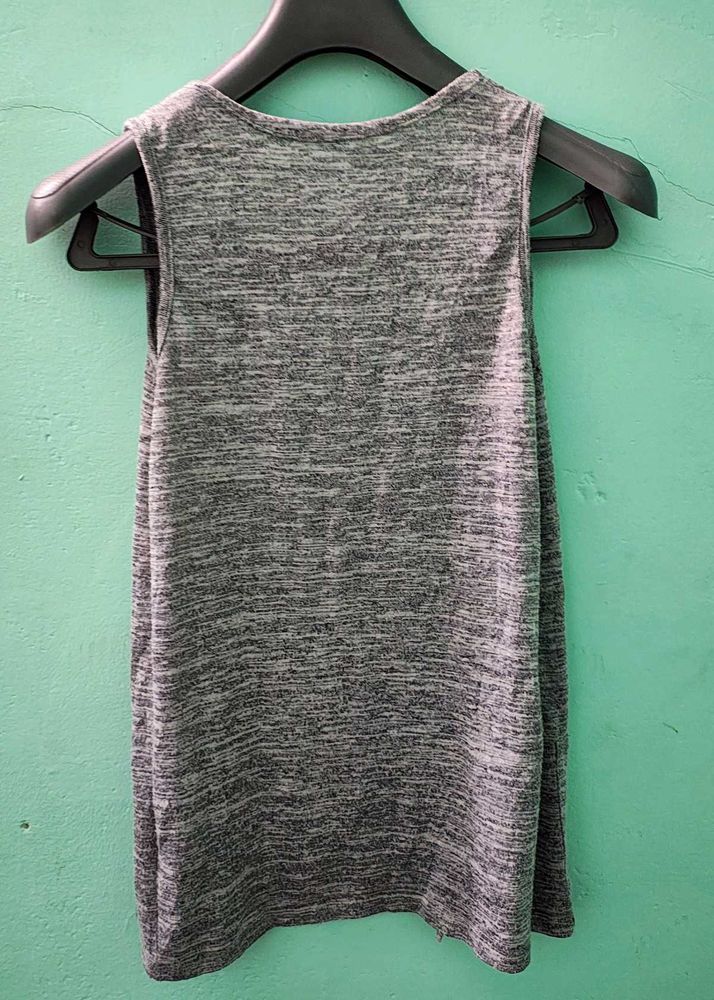 shrugs with pocket