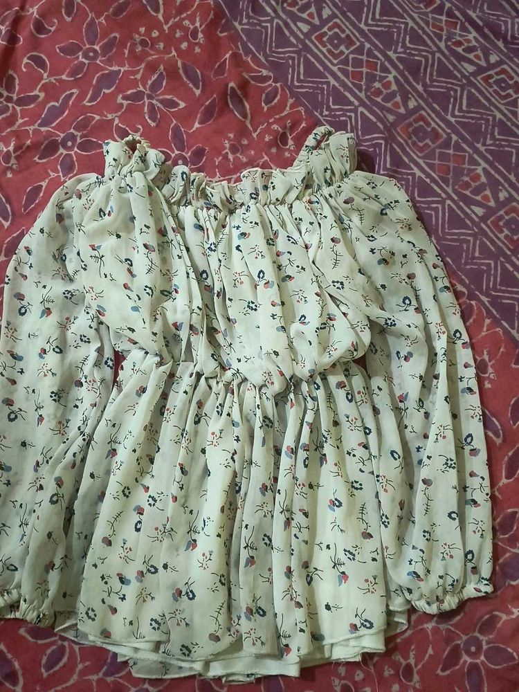 4 tops at just 150