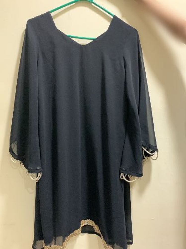 Elegant Black Kurta with Lace Trim
