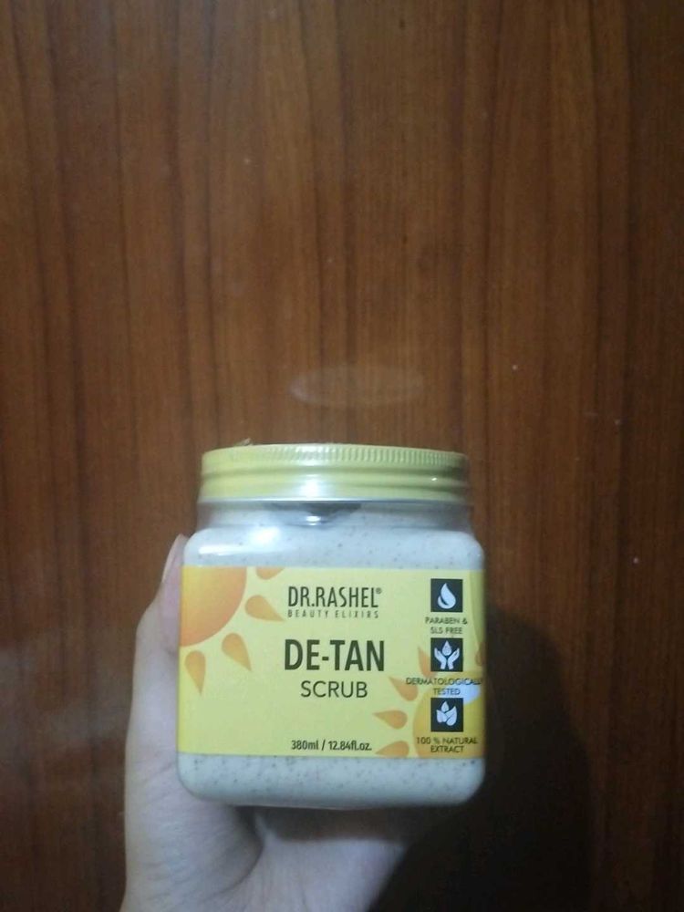 Dr. Rashel De-Tan Scrub