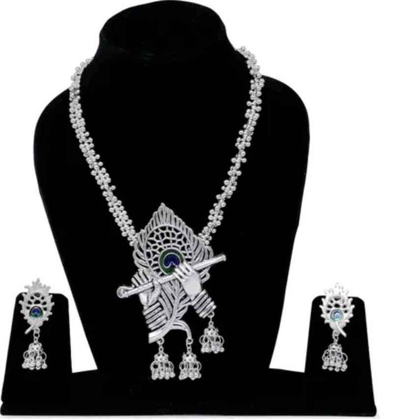 Elegant Krishna Flute Necklace Set