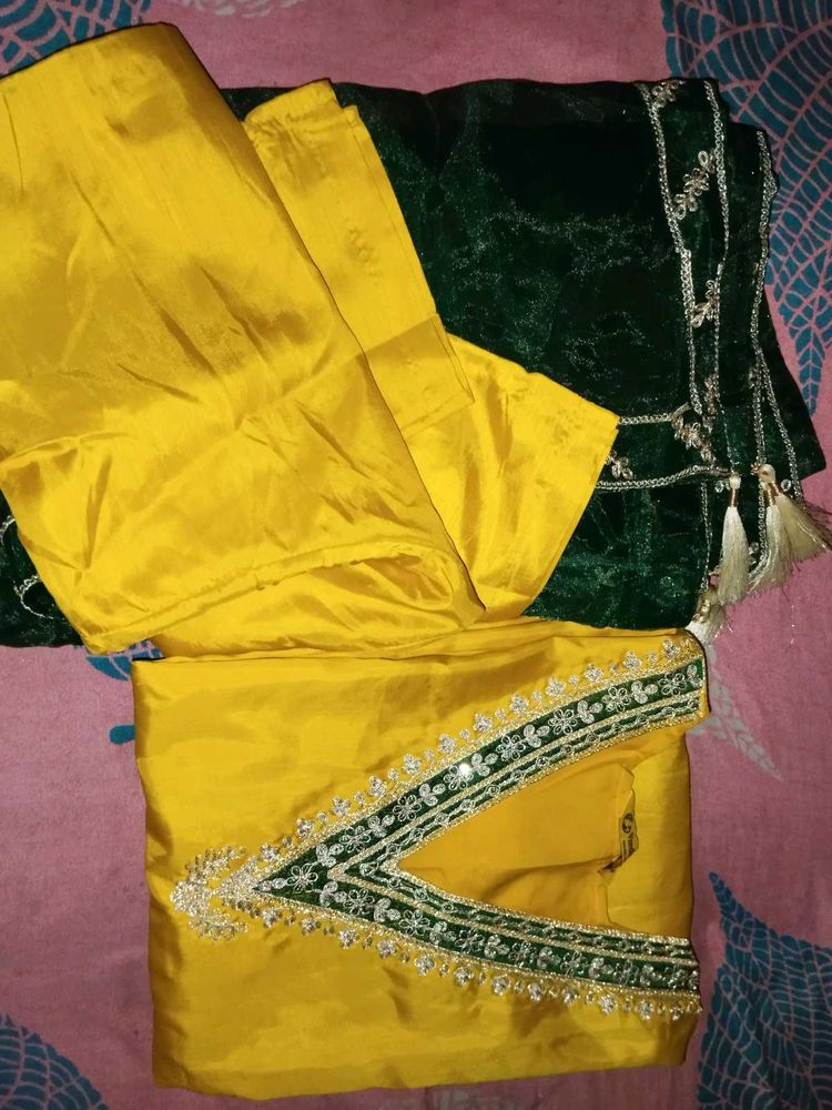 Yellow Kurta Set with Green Dupatta