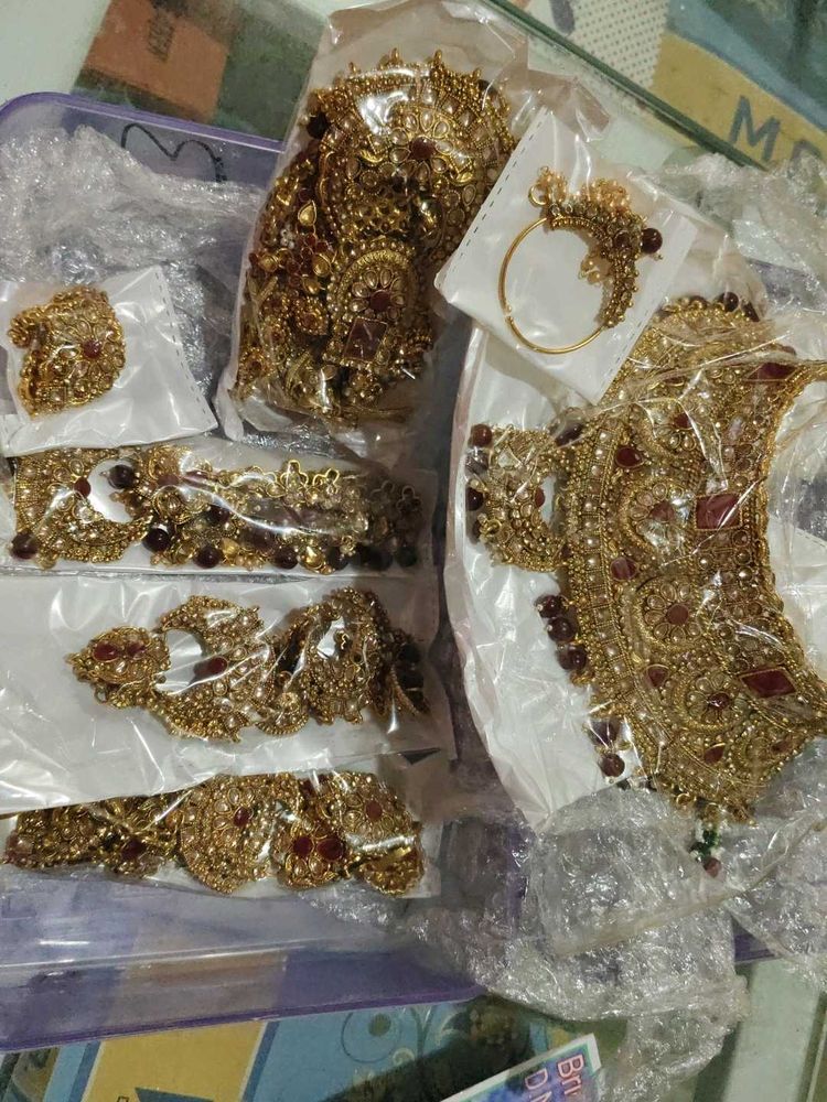 Elegant Indian Bridal Jewellery Set