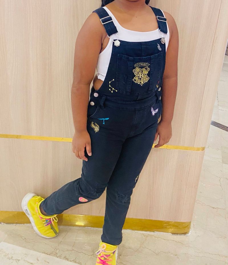 M&amp;S brand denim in size 7-8yr