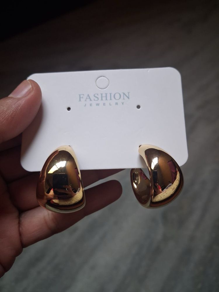 Chunky Gold Hoop Earrings