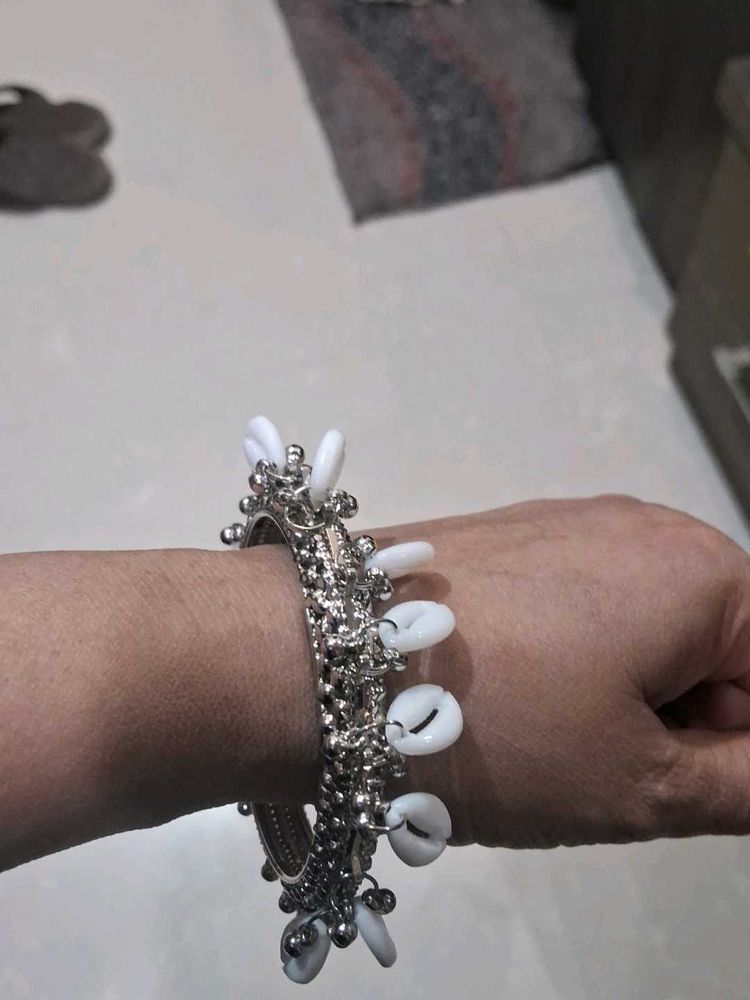 Boho Shell Bangle Bracelet