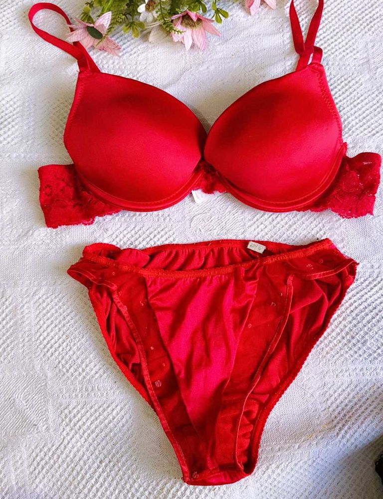 Red Lingerie Set