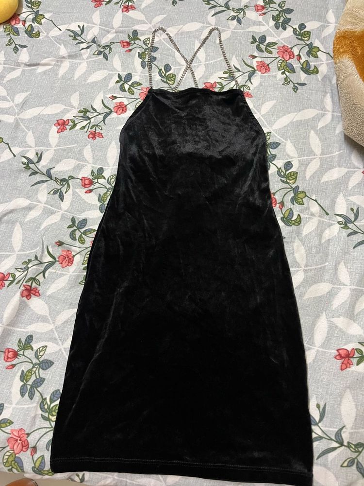 H&amp;m Black Velvet Dress with Chain Straps