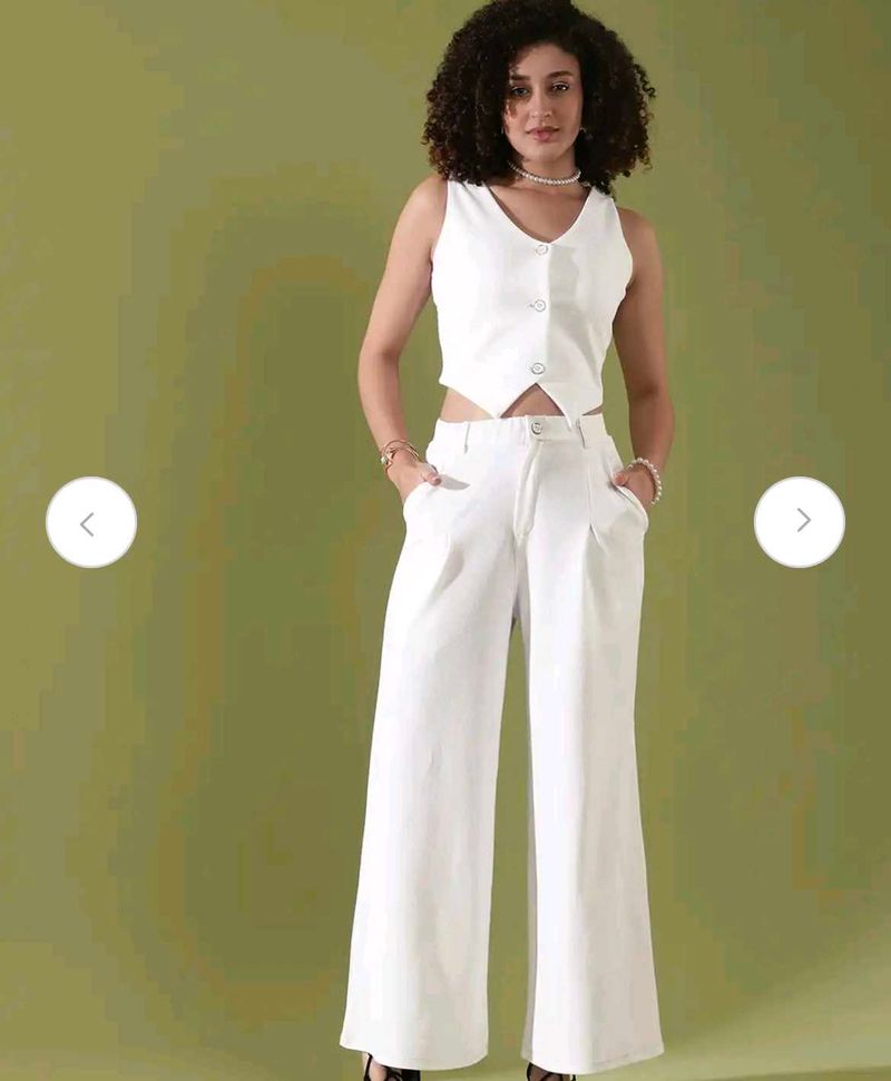 Chic White Vest &amp; Wide-Leg Pants Set