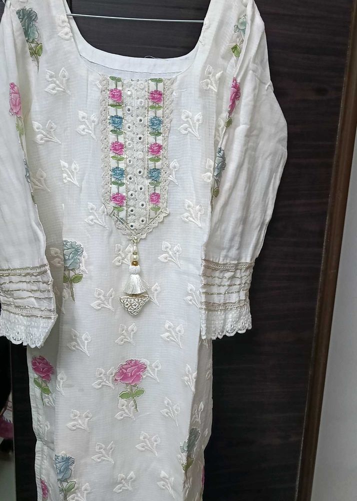 Very Beautiful White Dress Set New In Condition
