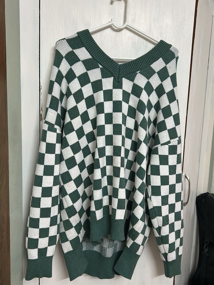 Green &amp; White Checkered Sweater