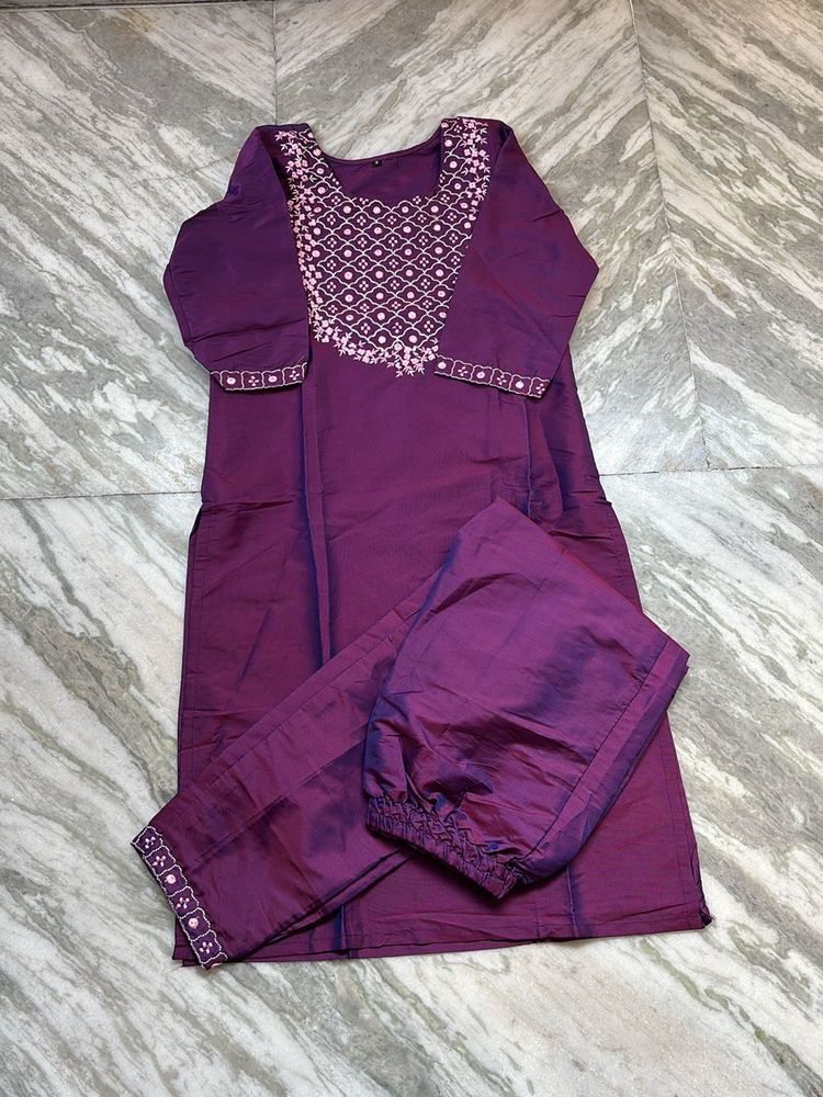 Elegant Purple Embroidered Kurta Set