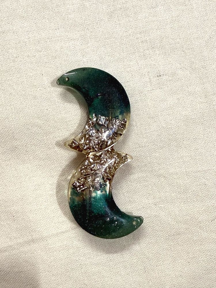 Crescent Moon Hair clip