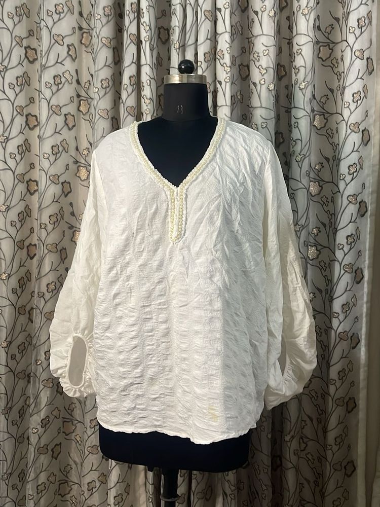 Elegant White Kurta with Pearl Detail