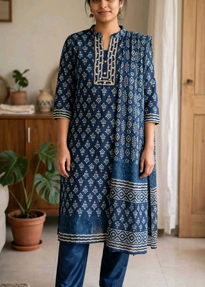 Stylish Blue Printed Kurta Set