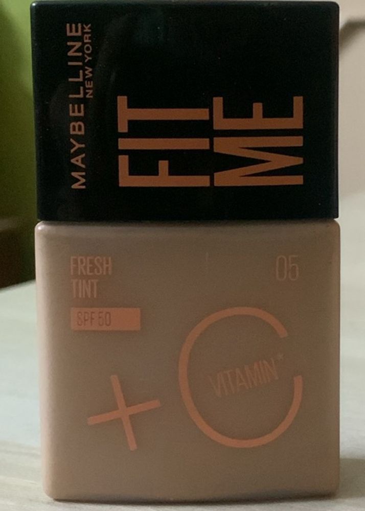 Maybelline New York Fit Me Fresh Tint With SPF 50
