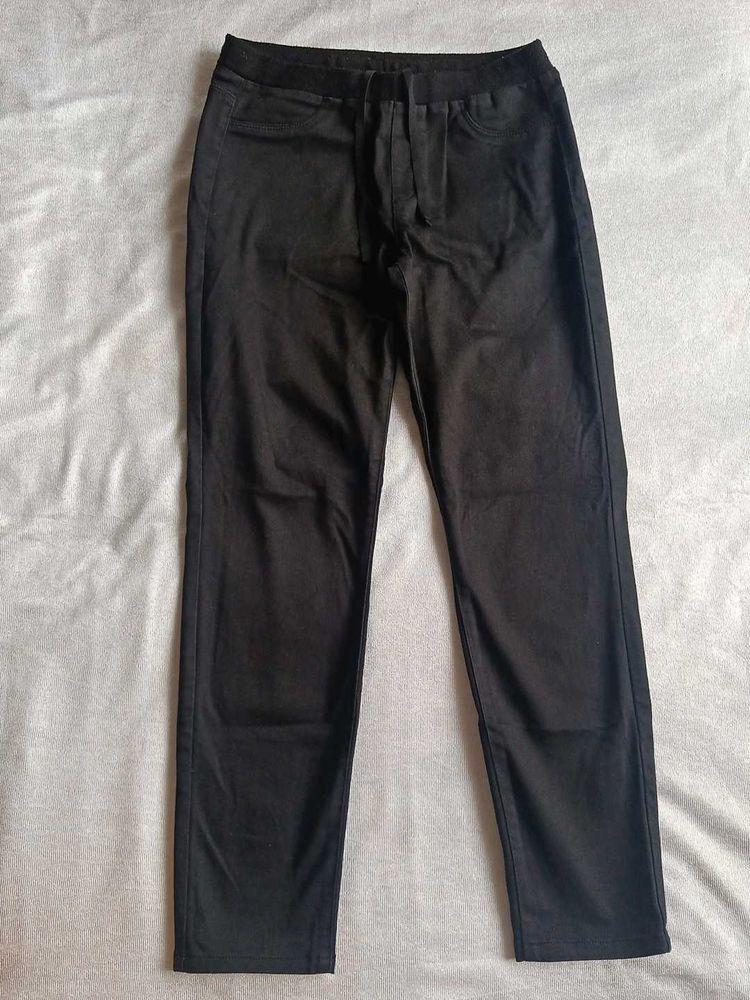 Uniqlo Black Slim Fit Pants