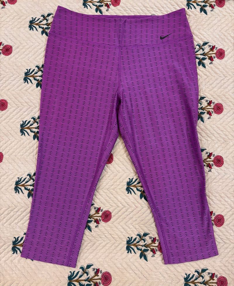 Nike Capri Leggings