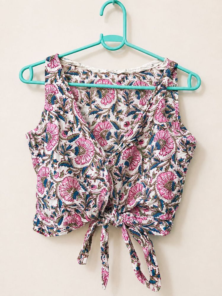 Floral Tie-Front Crop Top