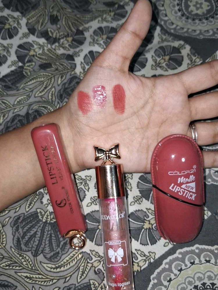YOU CAN GET 2 LIPSTICK &amp; 1 LIPGLOSS Color 21 &amp; Hud