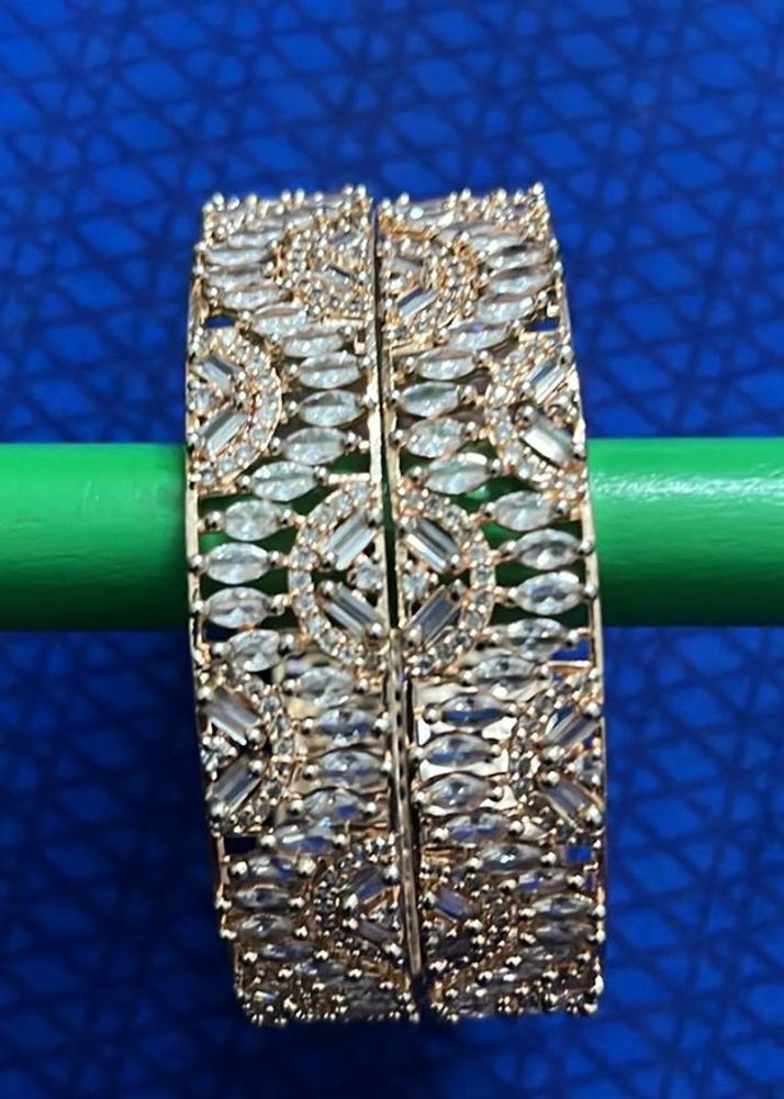 Jarkan bangles