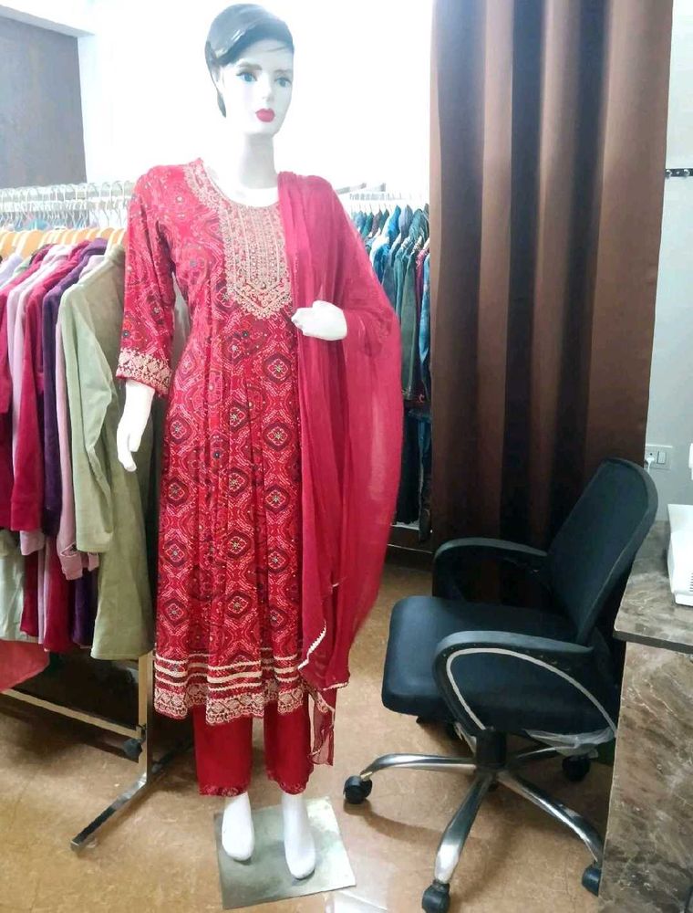 Red Printed Kurta with Pants and Dupatta