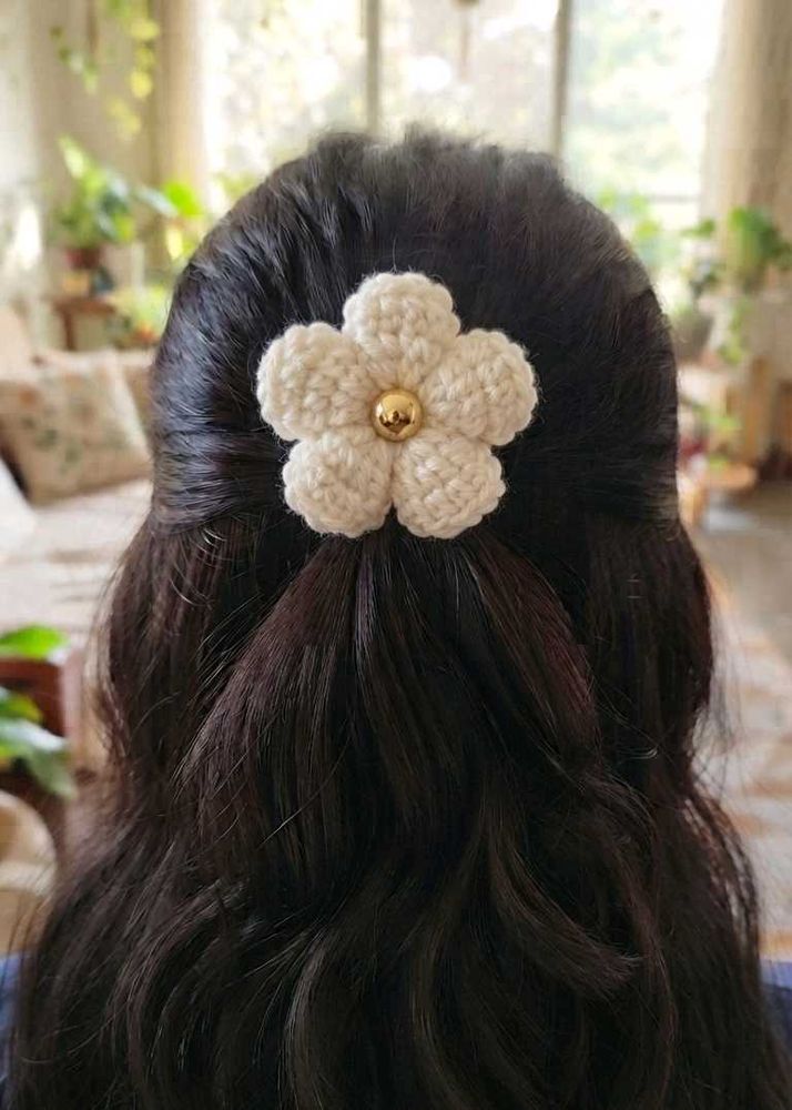 Handmade Cream Flower Hair Clip 2 pic