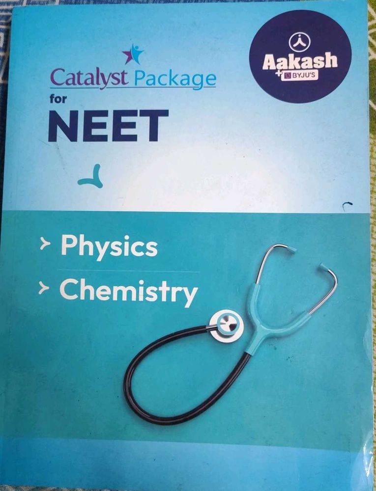 Aakash Catalyst Package for NEET Physics Chemistry