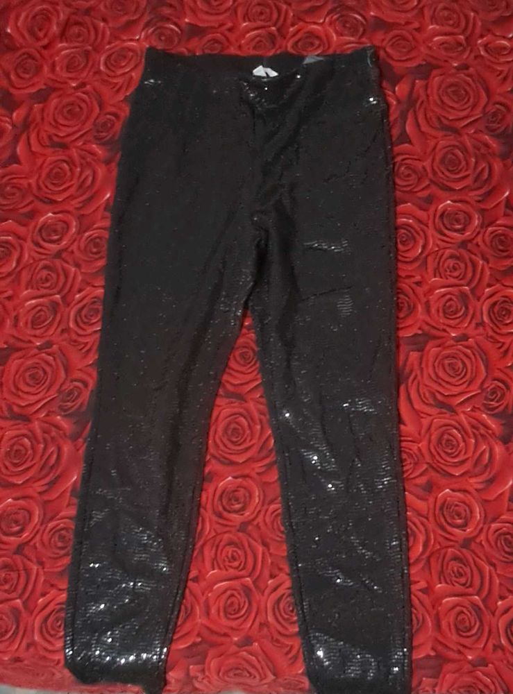 Sparkling Black Skinny Pants