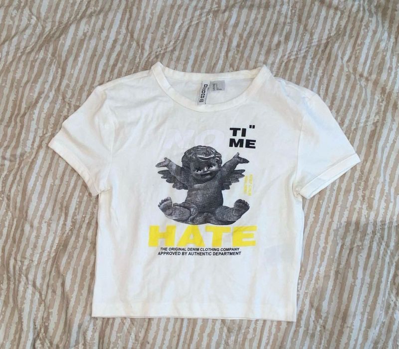 H&amp;M Divided Graphic baby Tee