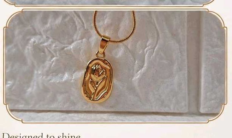 Tulip Pendant Necklace