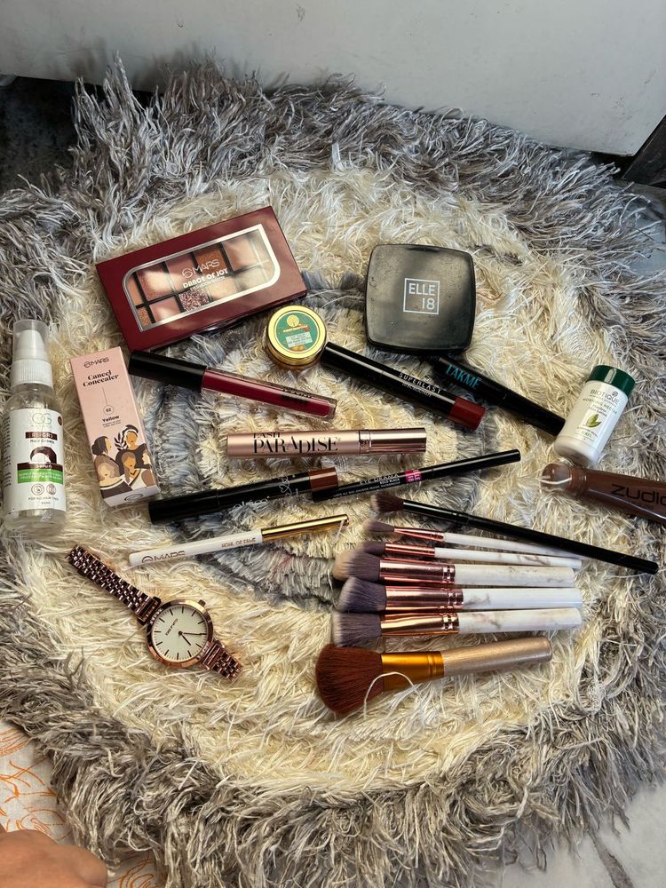 Complete Makeup &amp; Accessories Bundle
