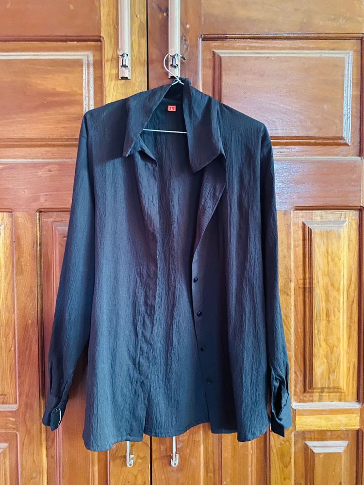 Chic Black Long Sleeve Button-Up Shirt